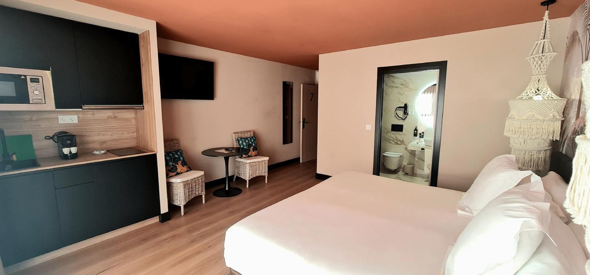 Hotel Suites Moma Centro Villanueva De La Serena Exterior photo